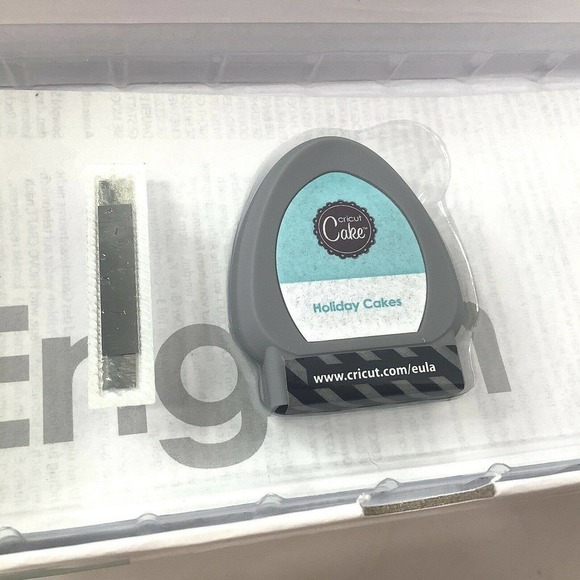 NEW Cricut Holiday Cakes Cartridge For Cricut Cake Use W Gum Paste Fondant Sheet - Picture 4 of 4